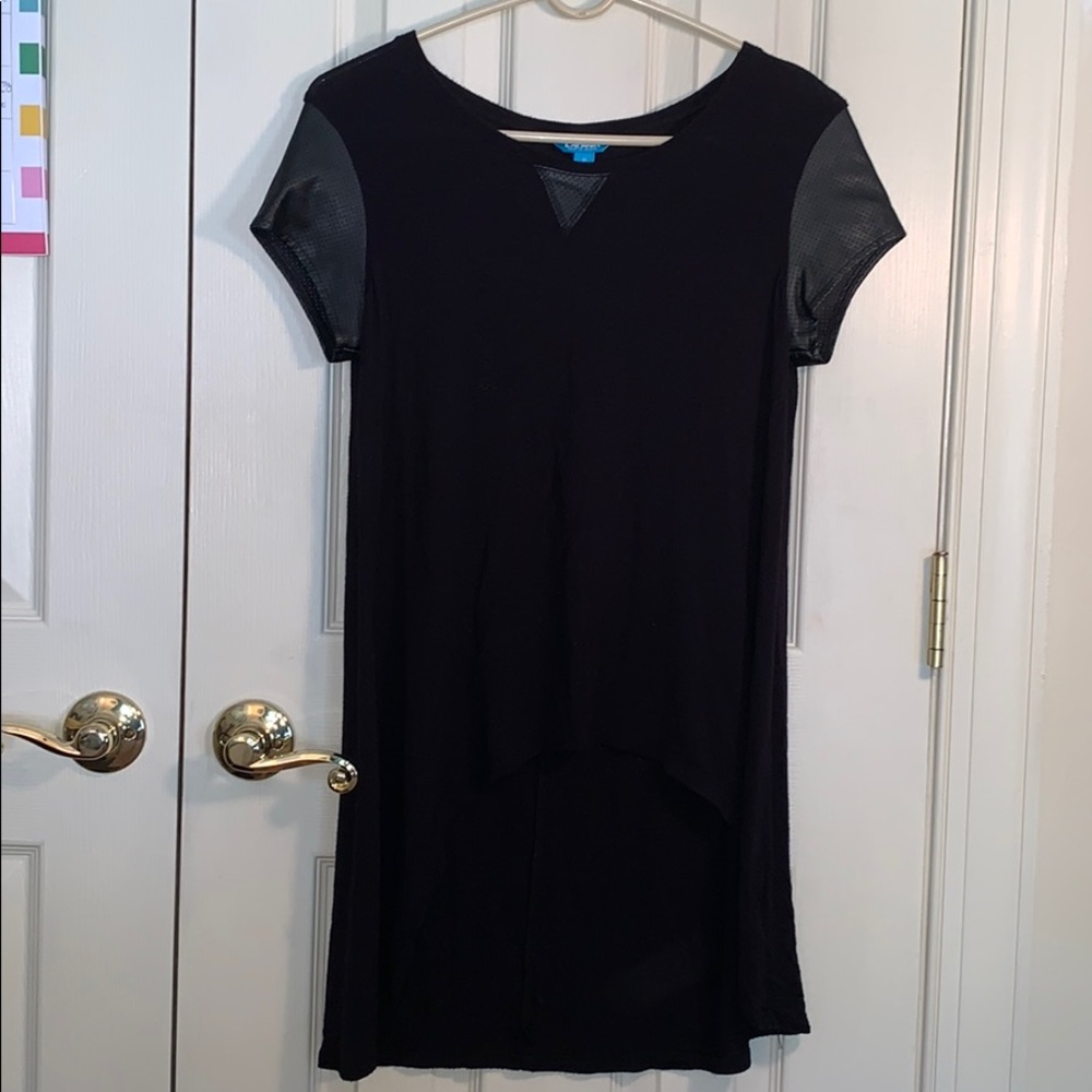 Black high low top